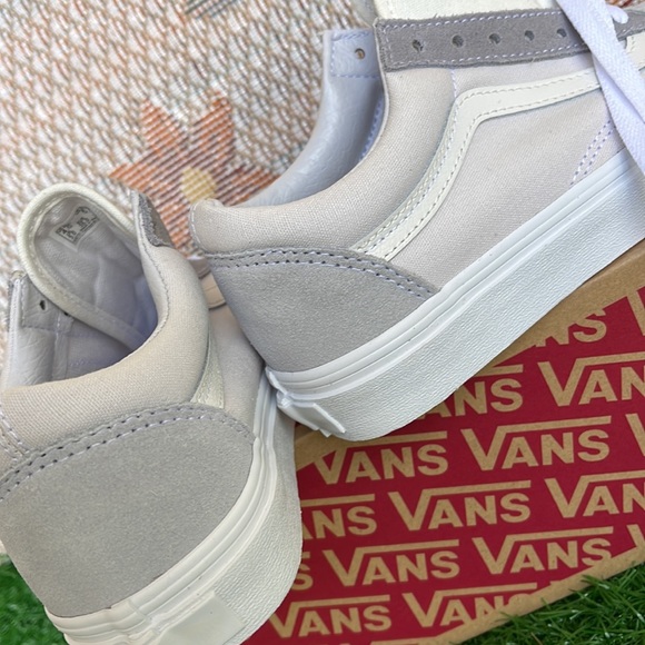 Vans WMNS Old Skool
Color Block Grey/Multi
VN0ASKRS6KL Sneakers - Picture 15 of 16